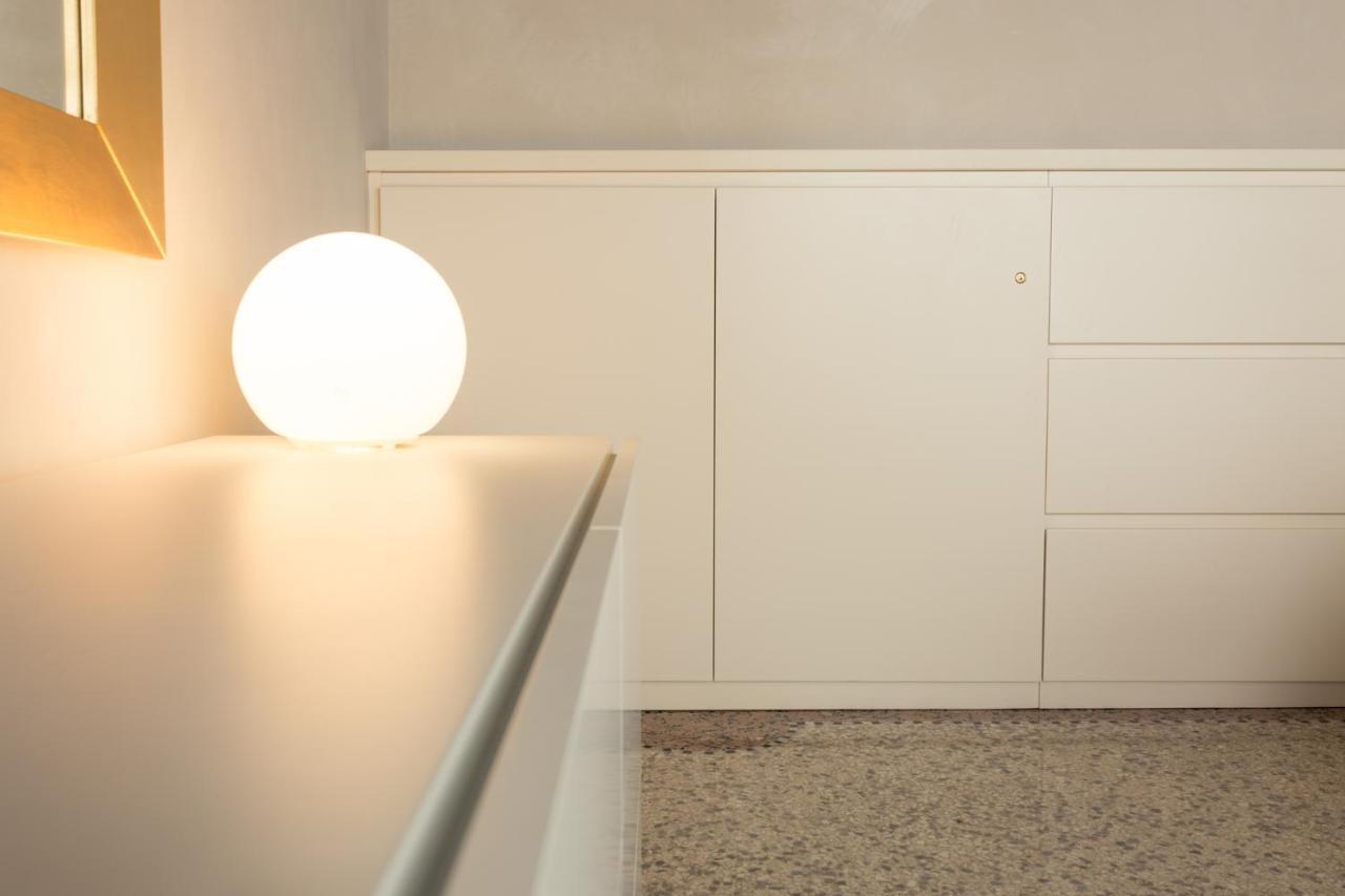 Apartment Amazing Modern Design Home, Campo Dei Mori. Wifi Venice
